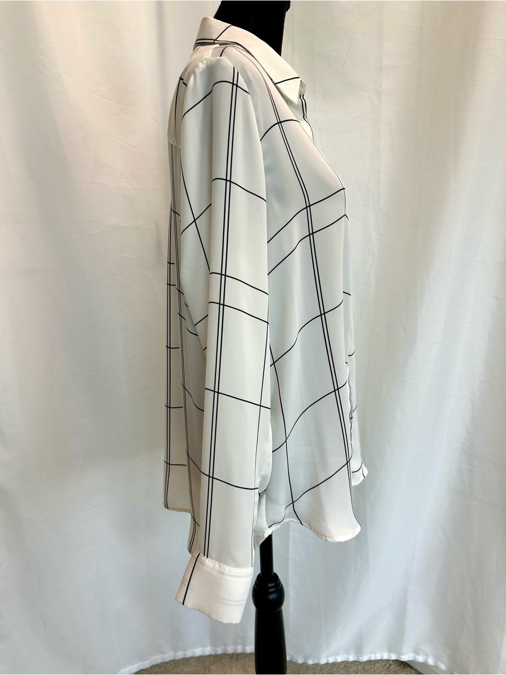 H&M Women’s White Black Windowpane Check Button-Down Blouse Sz 10 classic - Picture 3 of 11